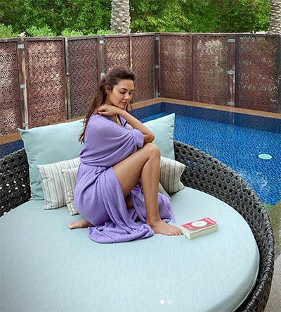 esha gupta30march2020